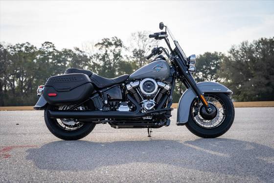 HARLEY-DAVIDSON SOFTAIL HERITAGE CLASSIC 